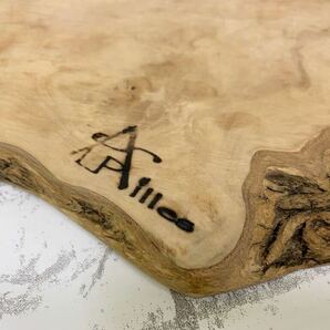 Y■ ALPilles アルピーユ 木製 カッティングボード 2枚 厚さ2㎝ 耳付き 一枚板 木目 天然木 まな板 キッチン用品 アウトドア キャンプ の画像5