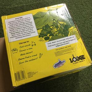 GX220 LODGE ロッジ キャンプ ダッチオーブン 12インチ 30.4cm アウトドア 脚付き 箱傷 汚れあり 未使用 保管品 キャンプの画像6