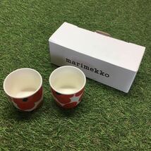 GX1053 MARIMEKKO マリメッコ UNIKKO ウニッコ 067849-001 ラテマグカップ 2個セット食器 ホワイト.レッド 未使用 保管品 コップ_画像1