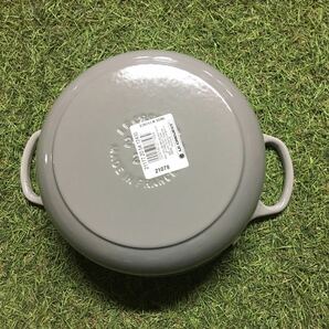 GX1512 LE CREUSET ル・クルーゼ 両手鍋2117720-20cm ココットロンド ホーロー鍋 料理 調理器具 ミストグレイ 箱汚れ 未使用 保管品 鍋の画像4