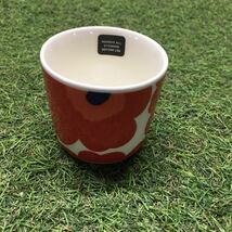 GX4413 MARIMEKKO マリメッコ UNIKKO ウニッコ 067849-001 ラテマグカップ 2個セット食器 ホワイト.レッド 未使用 保管品 コップ_画像2