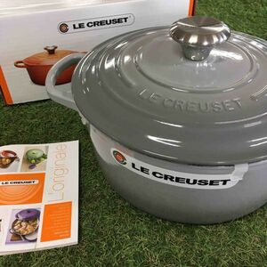 GX2273 LE CREUSET ル・クルーゼ 両手鍋 ココット ロンド 21177-24cm ホーロー鍋 料理 調理器具 ミストグレイ 箱汚れ有り 未使用 保管品 鍋