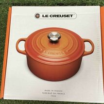 GX2219 LE CREUSET ル・クルーゼ 両手鍋 ココット ロンド 21177-24cm ホーロー鍋 料理 調理器具 イエロー 箱汚れ有り 未使用 保管品 鍋_画像4