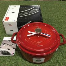 GX2080 staub ストウブ COCOTTE RONDE 1102406 24CM-3.7L レッド 鋳物 ホーロー キッチン調理器具 箱傷汚れ有り 未使用 保管品 鍋_画像1