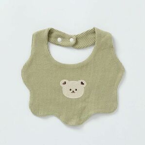 クマ刺繍　スタイ　ビブ　よだれかけ　エプロン　赤ちゃん　出産祝い　韓国　ギフト　高品質　新品未使用品　かわいい　インスタ
