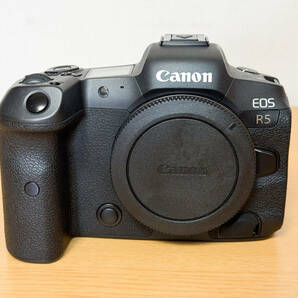 【美品】Canon EOS R5 ボディ バッテリーグリップもおまけに付けますの画像2