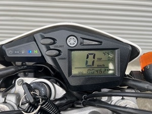 Yamaha　セロー250　YZ450Fホィール装着　スイングアームアルミ　