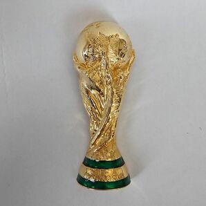 FIFA ワールドカップ トロフィー メタル マグネット 2006年 ドイツ 優勝トロフィー
