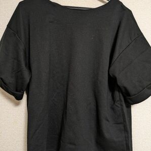 Tシャツ 黒 トップス ブラック