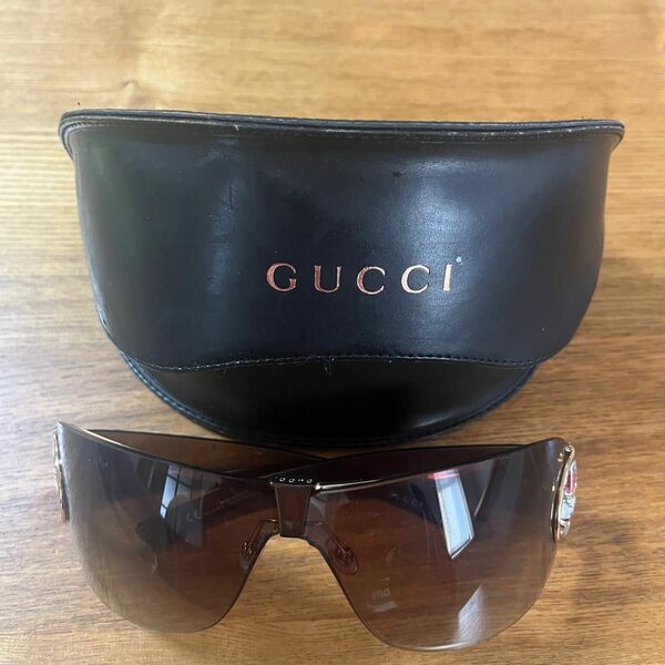 グッチ　GUCCI サングラス　フローラル　GG2757