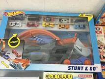 玩具 おもちゃ 雑貨 まとめ セット 乗り物 Hot Wheels ホットウィール 電車 ピアノ スラッシュパンツァー サンライト LEDスタンド おえかき_画像2