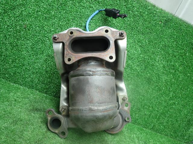 フィット DBA-GK4 エキゾーストマニホールド B593M 18190-5R0-J60