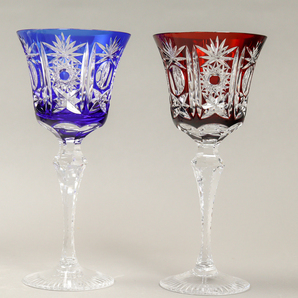 NnVD ドレスデンクリスタル カットガラス 赤 青 ワイングラス 2客 240ml 美品の画像1