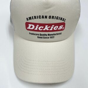 未使用品 Dickies アイボリー メッシュキャップ メンズレディース カジュアルアメカジ アウトドアキャンプ ゴルフ レッドロゴ ディッキーズの画像3