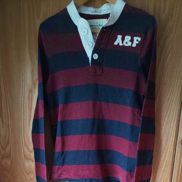 Abercrombie&Fitch 長袖カットソー Sサイズ