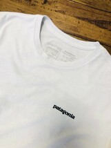 衝撃プライス！『ファン待望王道ベーシックモデル！』【Patagonia パタゴニア】ロゴプリント 半袖Tシャツ【M/ホワイト】G6 _画像3