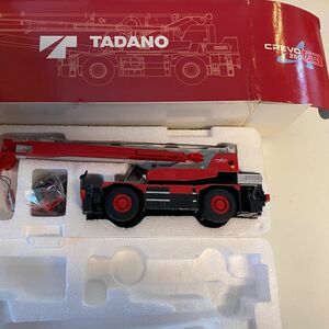 TADANO 1/50 CREVO 250 G3 クレーン車 レッド 保存箱付き 作業者 ミニカー