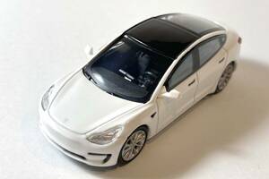 TESLA Model3[white] 1/64　テスラ　モデル3「ホワイト」 ダイキャストモデルカー　希少