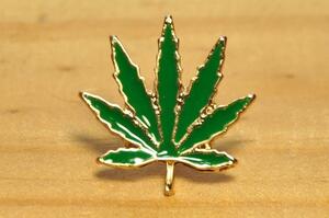 USA インポート Pins Badge ピンズ ピンバッジ ラペルピン 画鋲 大麻 マリファナ アメリカ 109