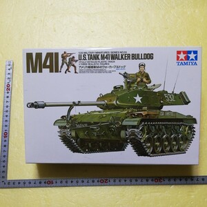 ☆地　1/35 タミヤ　田宮　M41 ウォーカーブルドック　アメリカ軽戦車　戦車長１名　歩兵２名　陸上自衛隊　未組立