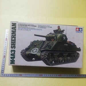 ☆地　1/35 タミヤ　田宮　アメリカ　M4A3 シャーマン　75㎜戦車砲搭載　後期型　戦車兵２名　予備キャタピラ　外箱にシミ　未組立