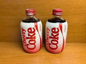 【超希少新品未開封】 コカコーラ チェリーコーク ダルマ瓶 昭和レトロ 当時物 中身入り 2本セット