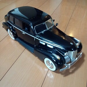 44-449 Jada toys 1/18 1940 Cadillac FLEETWOODSEIES15