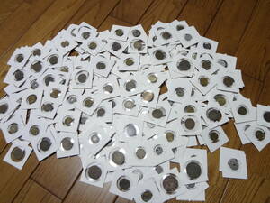 大量古銭　近代銭メイン　３００枚まとめて　５０銭・１０銭・５銭・２銭・１銭・半銭・５厘等　銀貨・銅貨・白銅貨等