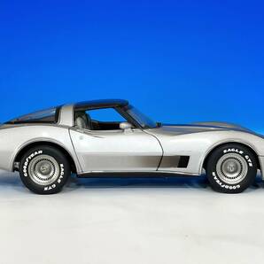 ★☆AUTOart 1/18 シボレーコルベット1982☆★の画像8