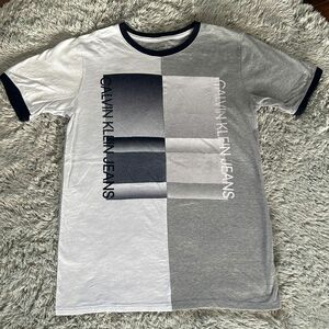 Calvin Klein Jeans カルバンクライン　半袖Tシャツ