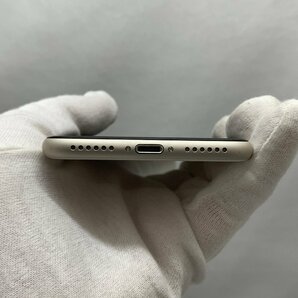 1円スタート！！[バッテリー最大容量100％]《SIMフリー》iPhoneSE3 64GB スターライト MMYD3J/A [Sip]の画像4