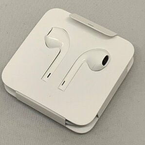 Apple EarPods (3.5mmヘッドフォンプラグ) + Lightning変換アダプタ [Etc]の画像1