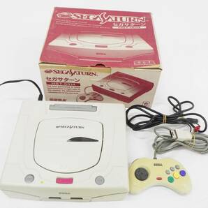 札経01 00-000000-98 [Y] (0411-12) SEGA セガ セガサターン 本体 HST-3220 コントローラー 箱付き の画像1