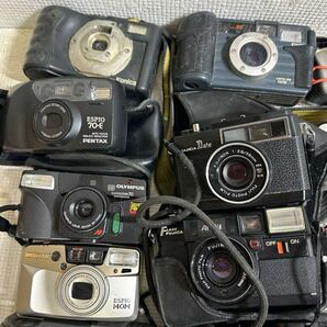 コンパクトカメラ フィルムカメラ デジカメ 等 まとめ売り OLYMPUS /Canon/ KONICA他 40点セット ★ 現状品 ジャンクの画像2