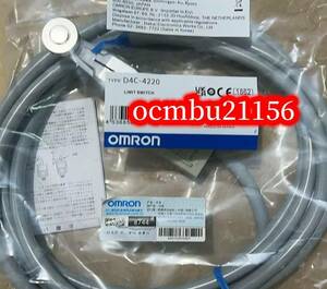 ★新品　OMRON/オムロン　 小型セーフティ スイッチ D4C-4220【6ヶ月保証付き】