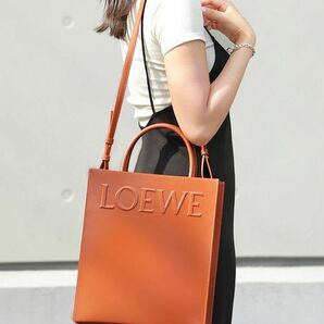 新品 LOEWE A4 スタンダード トート ブラウン ロエベ レザー 正規品の画像3