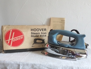  retro England made pop . iron HOOVER STEAM IRON MODEL 4554