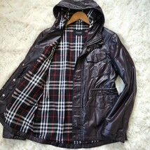 極美品 バーバリー ブラックレーベル【ポリエステル フーデットパーカー サイズ M】BURBERRY BLACKLABEL ジャケット アウター ノバチェック_画像2