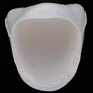 デンタル義歯 プラスチック義歯 テンポラリートゥース 前歯 ランダム５個 インスタントスマイル 差し歯 仮歯 付け歯 粘着ビーズ付 Kの画像6
