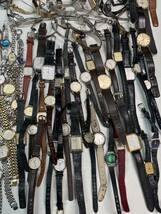 【約10㎏大量まとめ】SEIKO　腕時計　時計　懐中時計　など　セイコー　ブランド　ジャンク　コレクション　ヴィンテージ　1円スタート_画像9