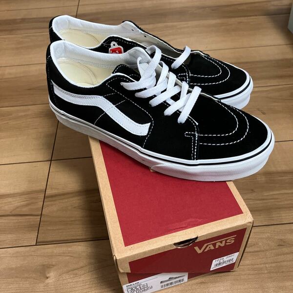 バンズ　VANS SK-8 LOW BLACK /true White 未使用