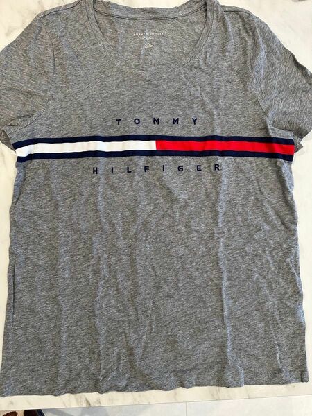 TOMMY HILFIGER Tシャツ 半袖