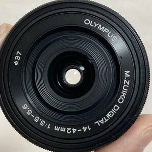 オリンパス M.ZUIKO DIGITAL ED 14-42mm F3.5-5.6 EZ ブラック 電動式パンケーキズームレンズ OLYMPUS パンケーキレンズの画像4