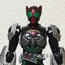 S.H.フィギュアーツ 仮面ライダーオーズ タカゴリバ & ガタトラバセット_画像4