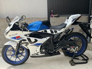 GSX-R125 スズキ SUZUKI カスタム パーツ有　車体　レーサー　(一応公道走行可能)