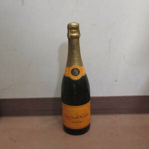★#33837 【未開栓】シャンパン ブーブクリコ 750ml 12% Veuve Clicquot Ponsardin CHAMPAGNEの画像1
