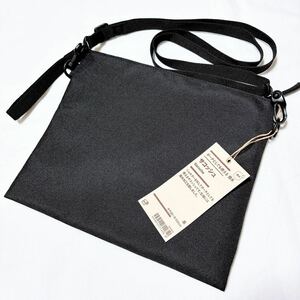  new goods pouch as . possible to use water-repellent sakoshu black disaster prevention crime prevention Muji Ryohin shoulder bag black Flat pouch machine inside bringing in 