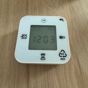 IKEA(イケア)KLOCKIS(クロッキス)デジタル置き時計 ホワイト 温度計 目覚まし時計 タイマー アラーム