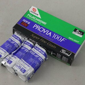 FUJI FILM 富士フィルム PROVIA 100F プロビア RDPⅢ 220 3本 未使用 期限切れ2004年 4-C050/1/60Pの画像1