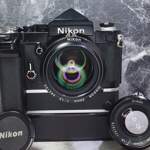 【終活】 Nikon F2 アイレベルF 黒 美品＋Ai-s NIKKOR 50mm f1.2 シンデレラ＋Ai 50mm f1.8＋モータードライブMD−2＋MB-1 各動作良好 連写の画像1